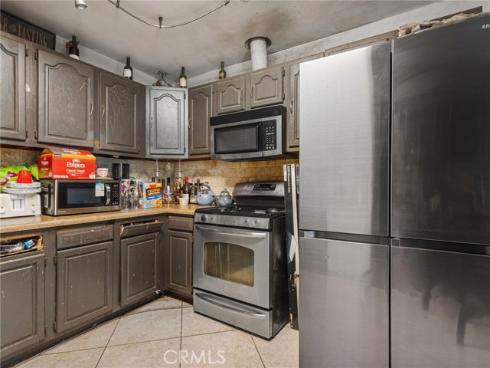 14792  Riata  , Midway City, CA