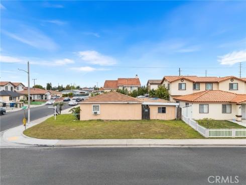 14792  Riata  , Midway City, CA