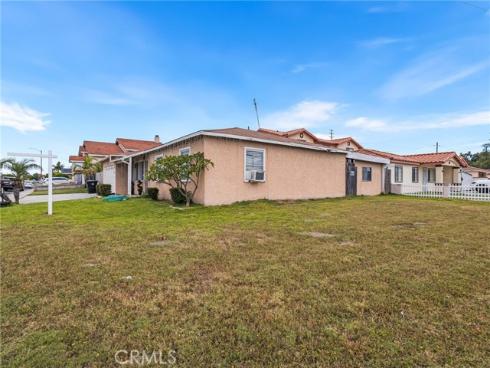 14792  Riata  , Midway City, CA