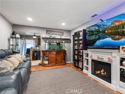 14792  Riata  , Midway City, CA