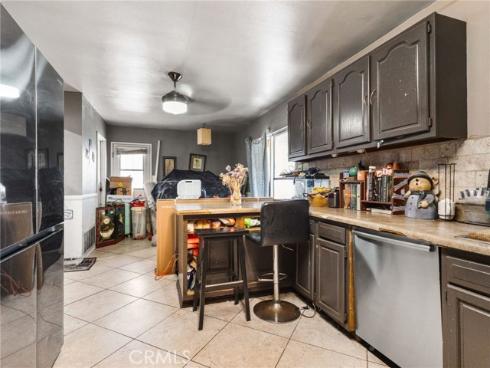 14792  Riata  , Midway City, CA