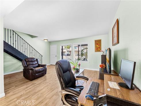 7750  Bolsa  25  Avenue, Midway City, CA