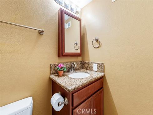 7750  Bolsa  25  Avenue, Midway City, CA