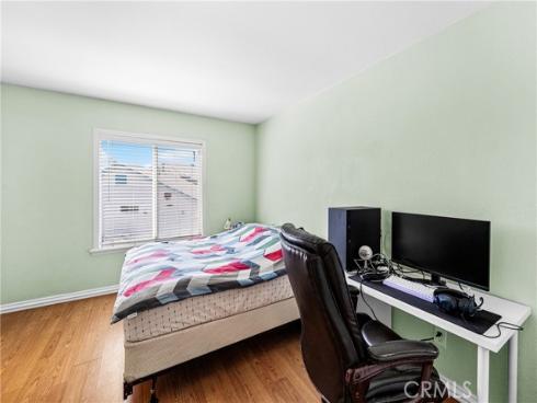7750  Bolsa  25  Avenue, Midway City, CA