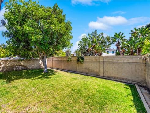 7750  Bolsa  25  Avenue, Midway City, CA