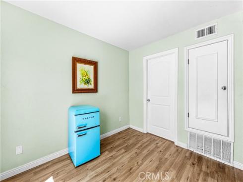 7750  Bolsa  25  Avenue, Midway City, CA