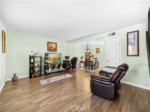 7750  Bolsa  25  Avenue, Midway City, CA