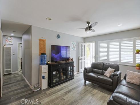 14671 Hunter Ln , Midway City, CA