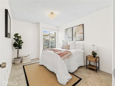 7750 Bolsa 28 Avenue, Midway City, CA