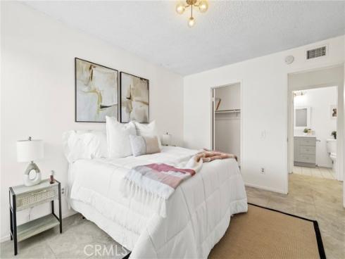 7750 Bolsa 28 Avenue, Midway City, CA