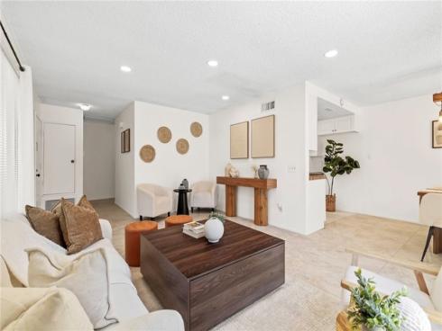 7750 Bolsa 28 Avenue, Midway City, CA