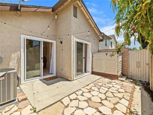 7750 Bolsa 28 Avenue, Midway City, CA