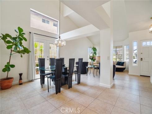 27982  Virginia  , Mission Viejo, CA