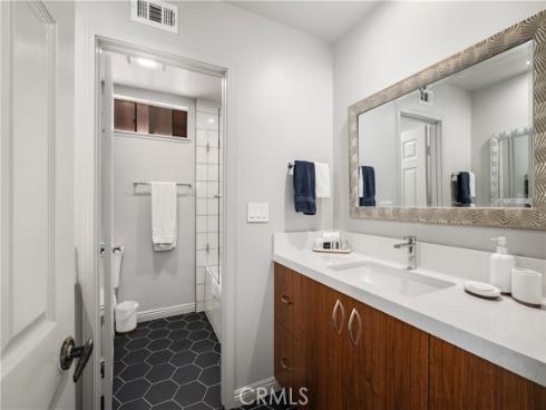 28122  Ambar  , Mission Viejo, CA