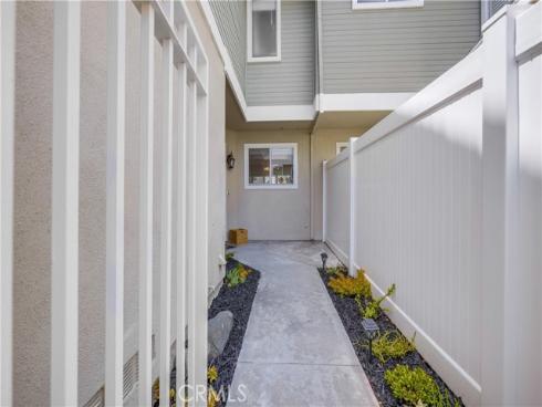 27851  Aberdeen  61 , Mission Viejo, CA