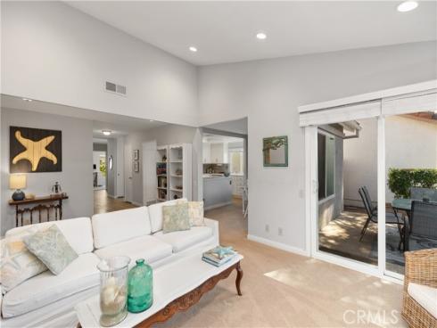 27768  Via Sarasate  , Mission Viejo, CA