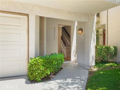 23211  Coso  , Mission Viejo, CA