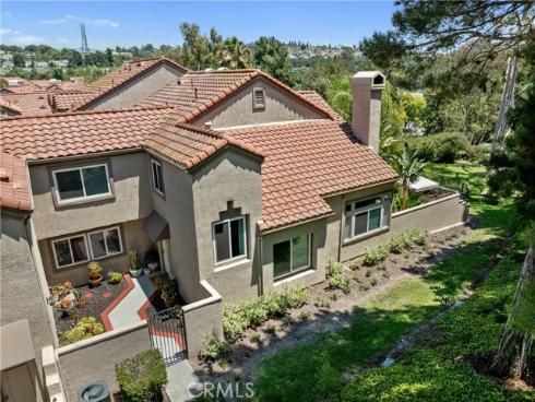 27992  Saint Kitts  , Mission Viejo, CA