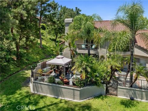 27992  Saint Kitts  , Mission Viejo, CA