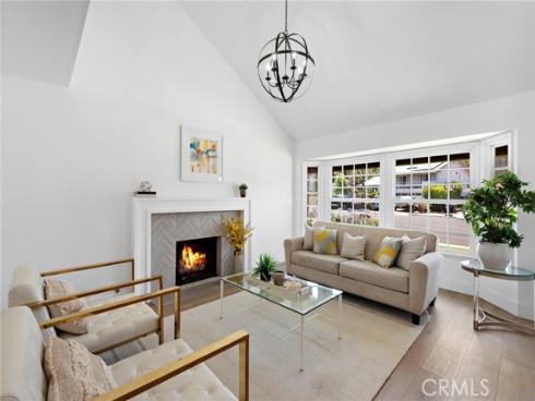 26321  Verdura   Circle, Mission Viejo, CA