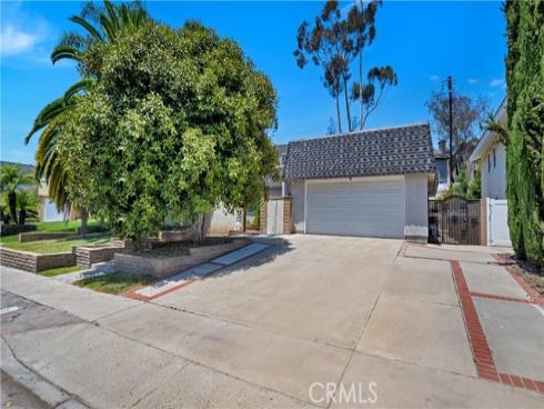 25421  Adriana   Street, Mission Viejo, CA