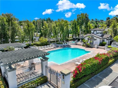 20  Chaumont  , Mission Viejo, CA