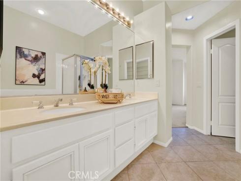 20  Chaumont  , Mission Viejo, CA