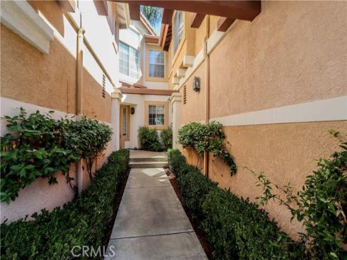 33  Brindisi  , Mission Viejo, CA