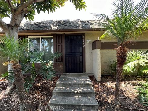 22942  Via Nuez  25 , Mission Viejo, CA