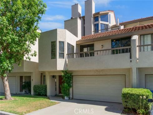 27541  Nivelada  , Mission Viejo, CA