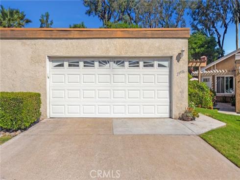 25936  Robin  15  Circle, Mission Viejo, CA