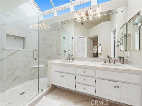 21275  Trivoli  , Mission Viejo, CA