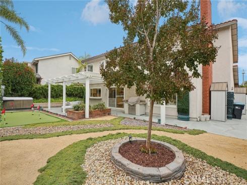 27412  Valderas  , Mission Viejo, CA