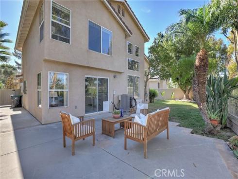 23  Chesterfield  , Mission Viejo, CA