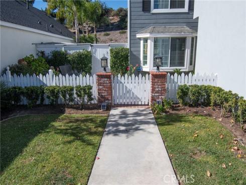 27511  White Fir   Lane, Mission Viejo, CA