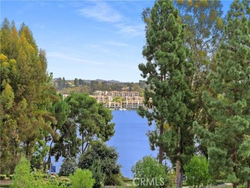 22942  Lovios  , Mission Viejo, CA