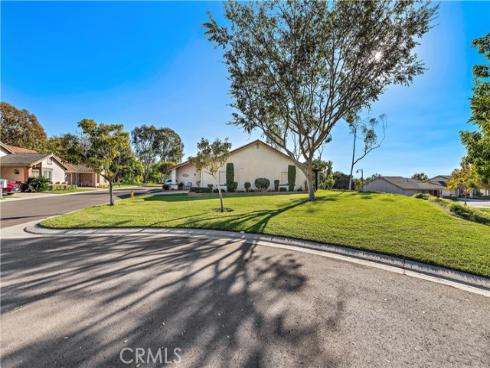 23596  Villena  , Mission Viejo, CA