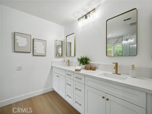 27412  Valderas  , Mission Viejo, CA