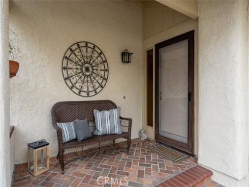 27808  Via Sarasate  , Mission Viejo, CA