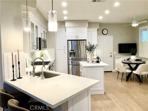 21255  Mazatlan  , Mission Viejo, CA