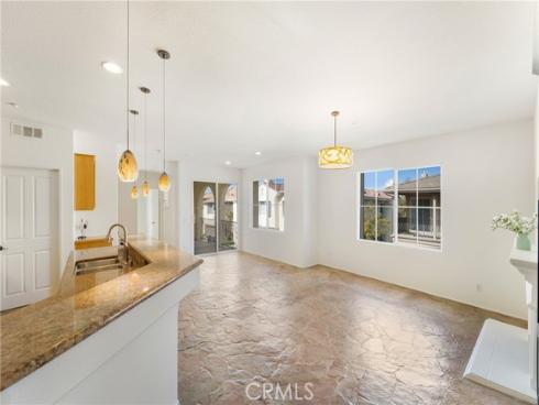401  Knoll Lake  , Mission Viejo, CA
