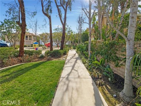 401  Knoll Lake  , Mission Viejo, CA