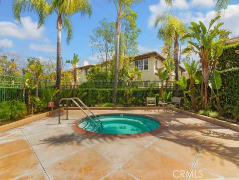 401  Knoll Lake  , Mission Viejo, CA