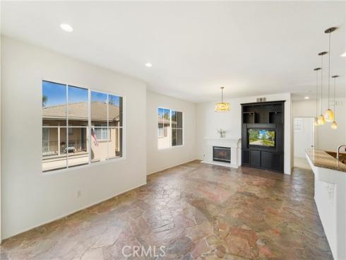 401  Knoll Lake  , Mission Viejo, CA