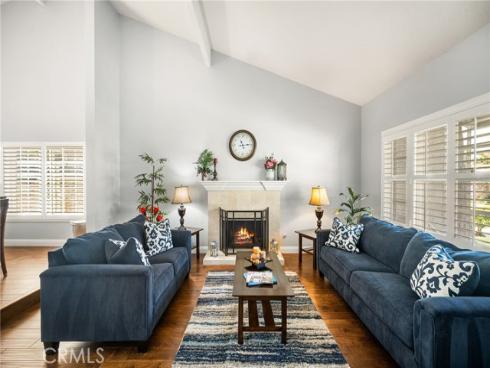 22172  Duende  , Mission Viejo, CA