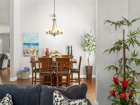 22172  Duende  , Mission Viejo, CA