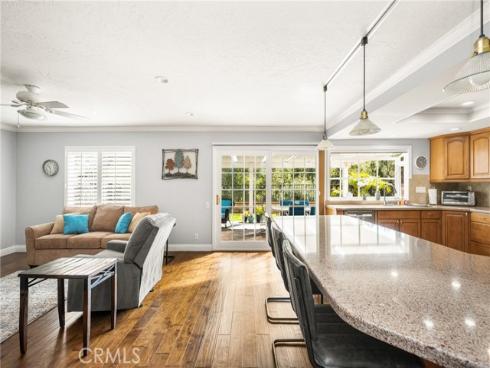 22172  Duende  , Mission Viejo, CA