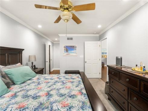 22172  Duende  , Mission Viejo, CA