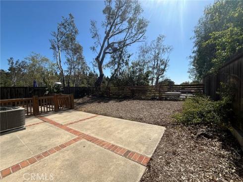 27294  Las Nieves  , Mission Viejo, CA