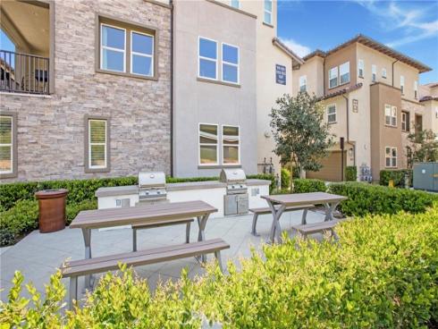 83 Hideaway Loop , Mission Viejo, CA